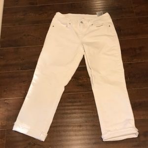 Levi’s jeans, size 25, color white